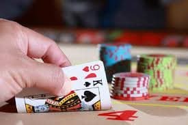 qqpokeronline featured game showcase
